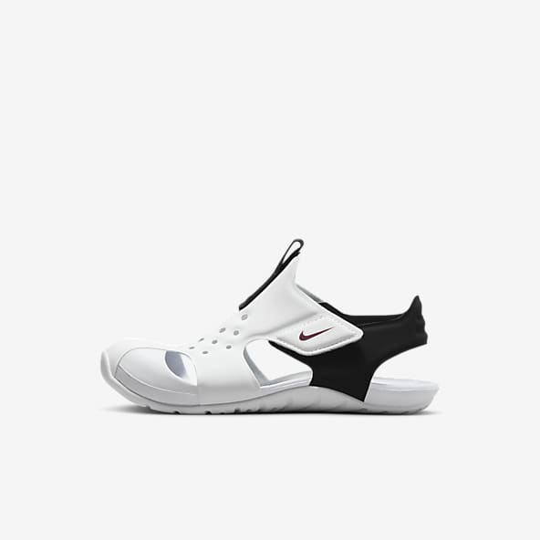 Younger Kids UK 7.5 UK 2.5 White Sunray Sandals. Nike ID